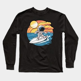 Astronaut surfing Long Sleeve T-Shirt